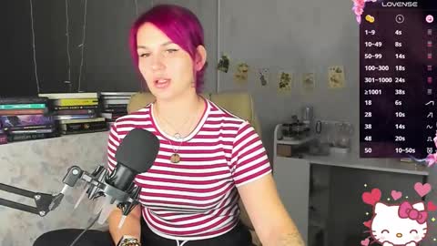 Suzanna Snow online show from September 2025 04:23:02 AM