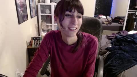 Snapshot of chaos_kat chatting on December 2025 07:14:02 AM Chaos Kat online show from December 2025 07:14:02 AM