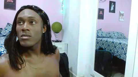 Snapshot of charlie_martinez1 chatting on December 2025 12:21:02 PM charlie martinez online show from December 2025 12:21:02 PM