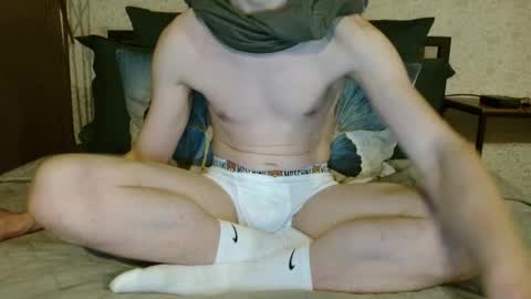 Snapshot of charlie_the_camboy chatting on January 2026 04:54:02 PM Charlie online show from January 2026 04:54:02 PM