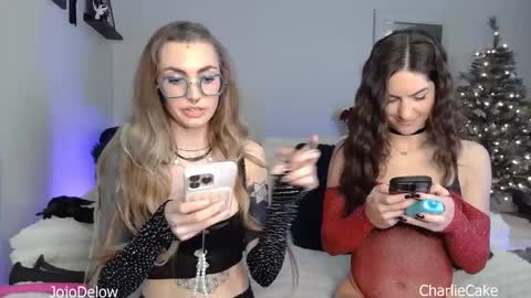 Snapshot of charliecake chatting on December 2025 12:26:02 AM Charlie Cake online show from December 2025 12:26:02 AM