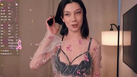 Snapshot of charlinepiker chatting on February 2026 07:56:01 AM Yumi online show from February 2026 07:56:01 AM