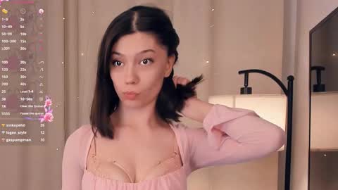 Snapshot of charlinepiker chatting on February 2026 09:11:01 PM Yumi online show from February 2026 09:11:01 PM