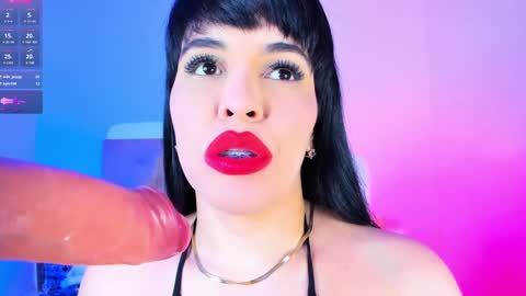 Snapshot of charlootteevans chatting on December 2024 01:43:01 AM Charloott Evans online show from December 2024 01:43:01 AM