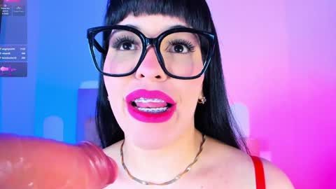 Snapshot of charlootteevans chatting on December 2024 05:33:02 AM Charloott Evans online show from December 2024 05:33:02 AM