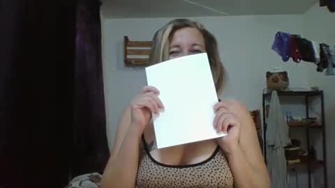 Snapshot of charlot_ponze chatting on December 2024 01:11:02 AM charlott online show from December 2024 01:11:02 AM