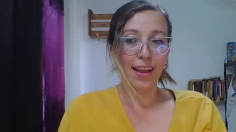 Snapshot of charlot_ponze chatting on September 2025 07:40:02 PM charlott online show from September 2025 07:40:02 PM