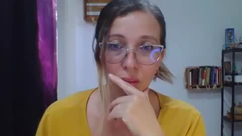 Snapshot of charlot_ponze chatting on October 2025 07:14:01 PM charlott online show from October 2025 07:14:01 PM