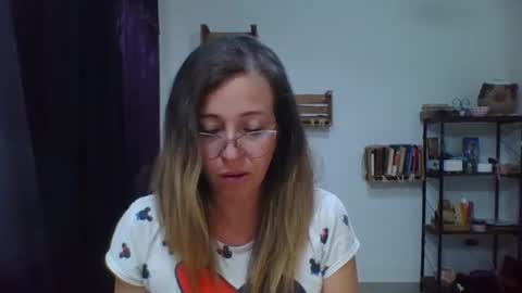 Snapshot of charlot_ponze chatting on November 2025 11:59:02 PM charlott online show from November 2025 11:59:02 PM