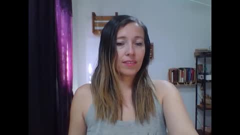 Snapshot of charlot_ponze chatting on December 2025 06:24:02 PM charlott online show from December 2025 06:24:02 PM