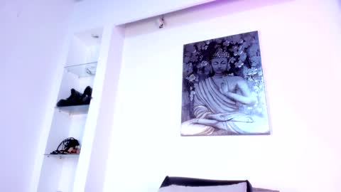 Snapshot of charlote_zc_ chatting on January 2025 02:33:01 AM Charlote online show from January 2025 02:33:01 AM