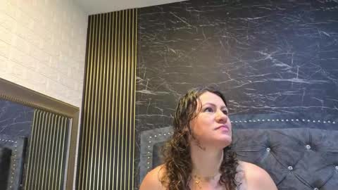 Snapshot of charlotte__g chatting on May 2026 11:49:02 AM charlotte online show from May 2026 11:49:02 AM
