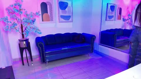 Snapshot of charlotte_etthan chatting on November 2025 03:50:02 AM Charlotte online show from November 2025 03:50:02 AM