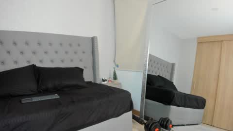 Charlotte online show from December 2024 09:28:02 AM