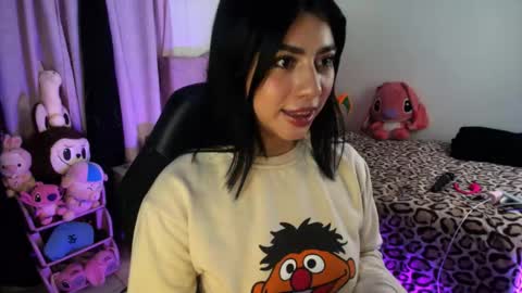 Snapshot of charlotte_queen20 chatting on February 2026 02:43:01 AM Charlotte online show from February 2026 02:43:01 AM