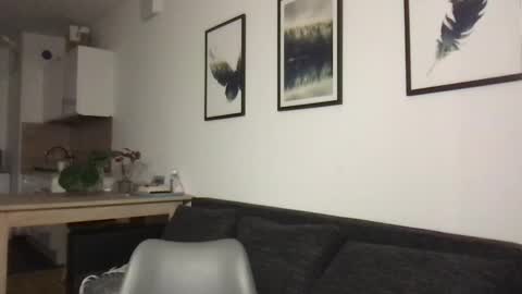 Snapshot of charlotte_roche chatting on January 2025 03:18:02 PM Charlotte Roche online show from January 2025 03:18:02 PM