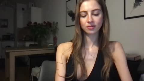 Snapshot of charlotte_roche chatting on February 2025 03:27:01 PM Charlotte Roche online show from February 2025 03:27:01 PM