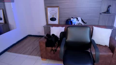 Charlotte  Everyday From 0700 to 1300 Col Time online show from September 2025 11:21:01 AM