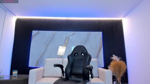 Snapshot of charlotte_whitee1 chatting on January 2026 11:25:02 AM Charlotte Everyday From 0700 to 1300 Col Time online show from January 2026 11:25:02 AM