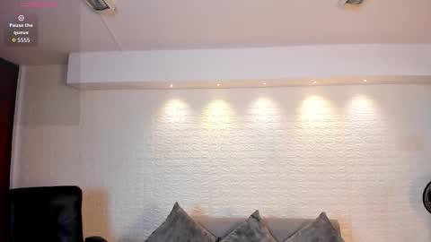 Snapshot of charlotte_whitee1 chatting on February 2026 11:08:02 AM Charlotte Everyday From 0700 to 1300 Col Time online show from February 2026 11:08:02 AM