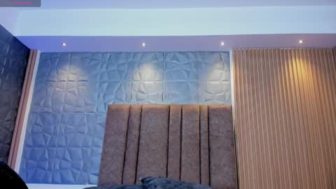 Snapshot of charlotte_whitee1 chatting on April 2026 11:32:01 AM Charlotte Everyday From 0700 to 1300 Col Time online show from April 2026 11:32:01 AM