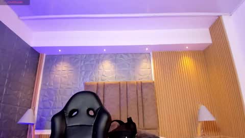 Snapshot of charlotte_whitee1 chatting on April 2026 11:24:01 AM Charlotte Everyday From 0700 to 1300 Col Time online show from April 2026 11:24:01 AM