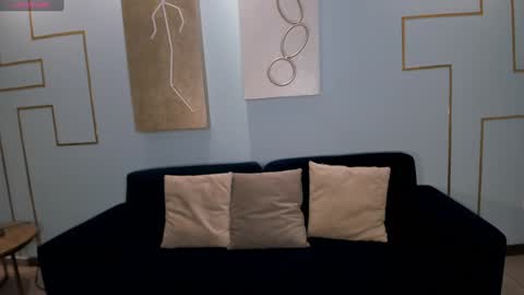 Charlotte online show from December 2024 11:01:02 AM