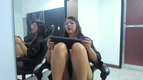 Snapshot of charlottee_starr chatting on September 2025 07:58:02 PM charlottee_starr online show from September 2025 07:58:02 PM