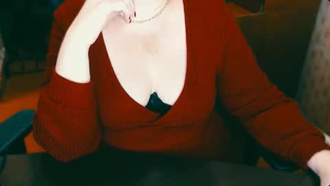 CharlotteXTasty online show from December 2024 01:16:02 PM