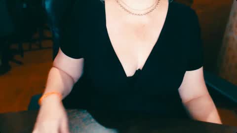 CharlotteXTasty online show from January 2025 01:14:01 PM