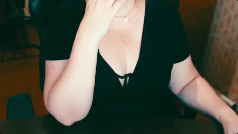 CharlotteXTasty online show from September 2025 01:11:01 PM