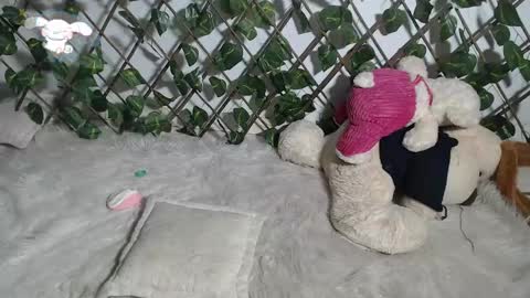 Snapshot of charly_evans60 chatting on March 2025 06:57:02 AM charly_evans60 online show from March 2025 06:57:02 AM