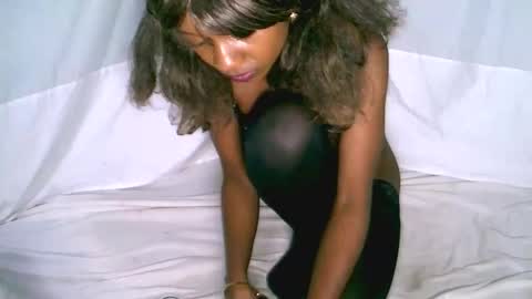 Snapshot of charmantegirl007 chatting on September 2025 03:49:01 AM charmantegirl007 online show from September 2025 03:49:01 AM