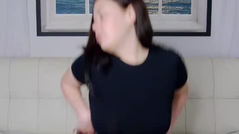 charming_lolla online show from September 2025 03:05:01 AM