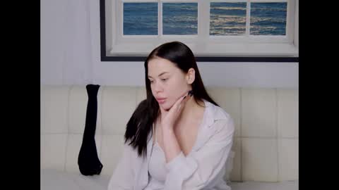 charming_lolla online show from October 2025 04:09:02 AM