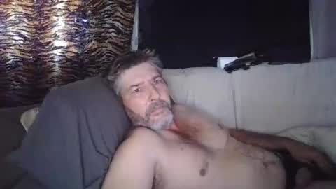 Snapshot of charmingcroat chatting on February 2025 09:48:02 PM charmingcroat online show from February 2025 09:48:02 PM