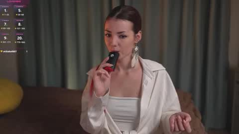 Snapshot of charmings_054 chatting on February 2026 03:17:02 PM Belle and Miley online show from February 2026 03:17:02 PM