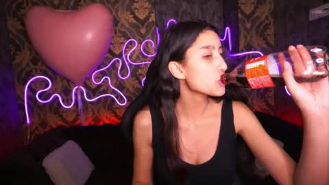 Snapshot of charmmocco chatting on February 2025 07:34:02 AM SweetMoco online show from February 2025 07:34:02 AM