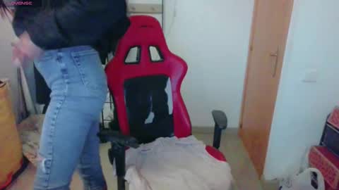 Snapshot of chased12 chatting on November 2025 01:08:01 AM Chasey online show from November 2025 01:08:01 AM