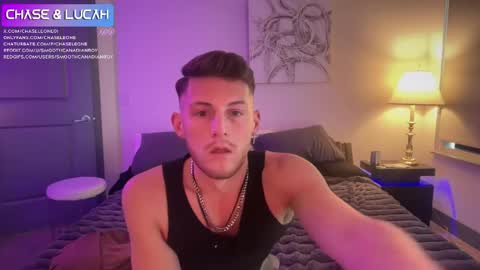 Snapshot of chaseleone chatting on April 2026 11:32:02 PM SmoothCanadianBoy online show from April 2026 11:32:02 PM