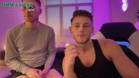 Snapshot of chaseleone chatting on April 2026 12:02:02 AM SmoothCanadianBoy online show from April 2026 12:02:02 AM