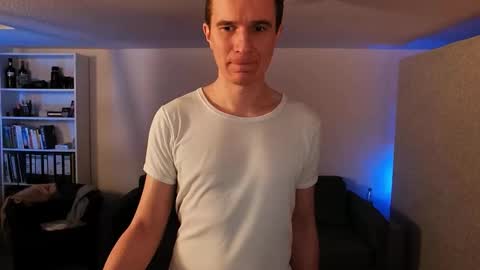 Snapshot of chasingwhiterabbit chatting on February 2026 03:32:01 PM Chasing Rabbit online show from February 2026 03:32:01 PM