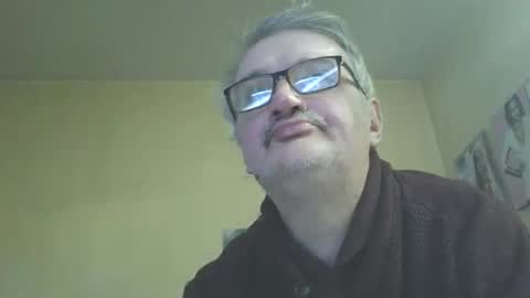 Snapshot of chatubatelee555 chatting on November 2025 06:30:02 PM lee online show from November 2025 06:30:02 PM