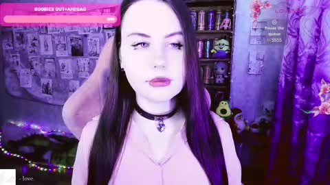 Mia online show from March 2026 09:37:02 AM