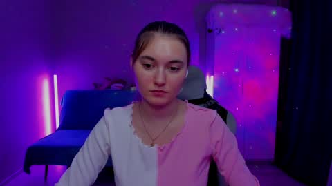 Snapshot of chatur_lady_ chatting on December 2024 04:39:01 AM Betty online show from December 2024 04:39:01 AM