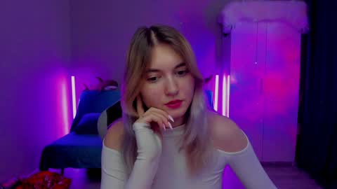 Snapshot of chatur_lady_ chatting on January 2025 06:33:01 AM Betty online show from January 2025 06:33:01 AM