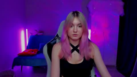 Snapshot of chatur_lady_ chatting on February 2025 08:13:02 PM Betty online show from February 2025 08:13:02 PM