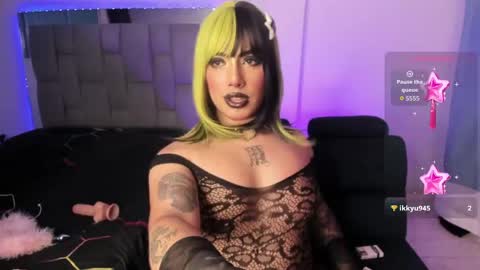 Snapshot of chaturmodels chatting on May 2026 11:22:02 PM Sophie online show from May 2026 11:22:02 PM