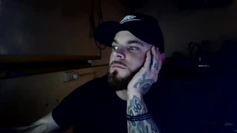 Snapshot of chatwitchunkylol chatting on January 2025 03:37:01 AM Bo Show online show from January 2025 03:37:01 AM