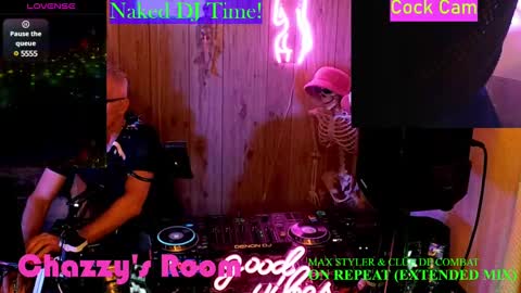 Snapshot of chazboudoir chatting on February 2025 02:27:02 AM ChazBoudoir online show from February 2025 02:27:02 AM